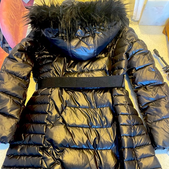 Marc New York by Andrew Marc Women's BLACK belted, down, faux-fur hooded coat! - Picture 4 of 5